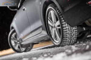 Более 70 процентов российских автовладельцев отдают предпочтение шипованным зимним шинам